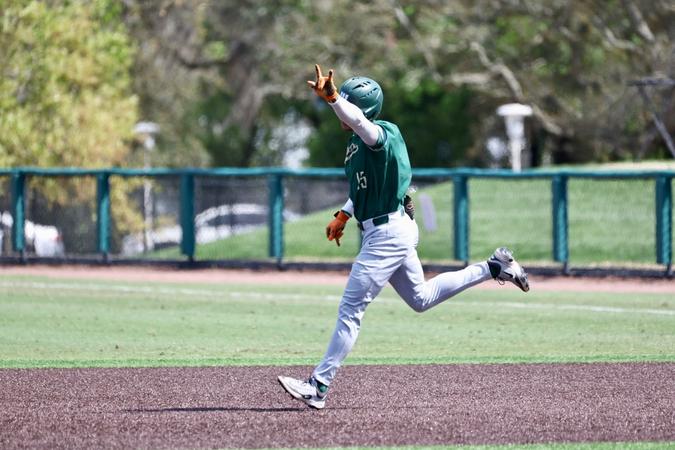 Dolphins Drop Midweek Matchup at South Florida, 13-3