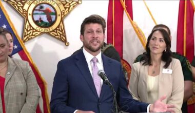 Florida Attorney General subpoenas Discord, alleges app allows predators to contact kids