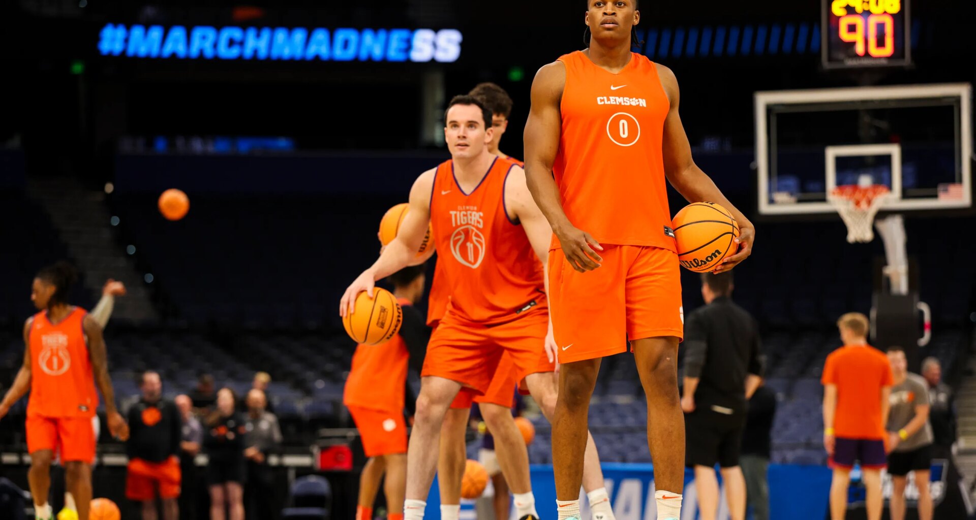 Clemson basketball photos as Tigers hit Tampa for NCAA Tournament
