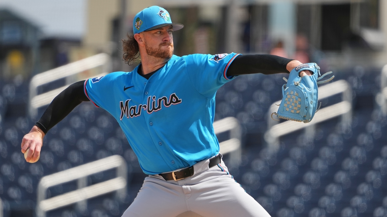 Marlins option left-hander Garrett to Triple-A Jacksonville, leaving Junk as team's fifth starter