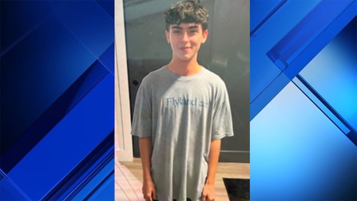 Boynton Beach police search for missing 17-year-old boy possibly headed to Miami