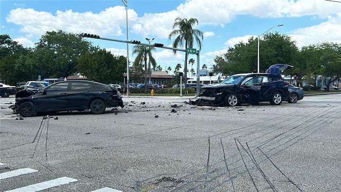 8 injured in three-vehicle crash in southwest Miami-Dade