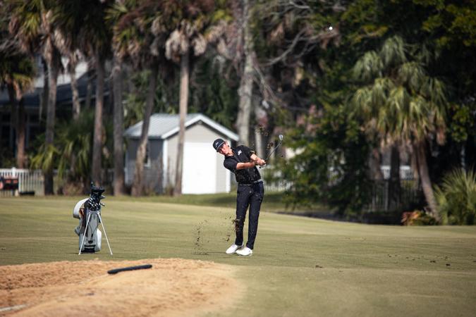 Lohr Leads Dolphins At Linger Longer Invitational