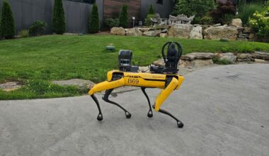 Tampa Police Department wants taxpayers to pay $2 million for new guns and a robot dog