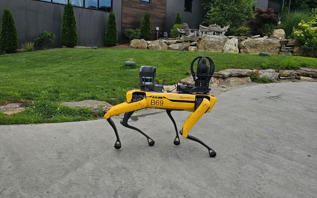 Tampa Police Department wants taxpayers to pay $2 million for new guns and a robot dog