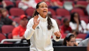 Florida hires Rhode Island's Tammi Reiss as women's hoops coach