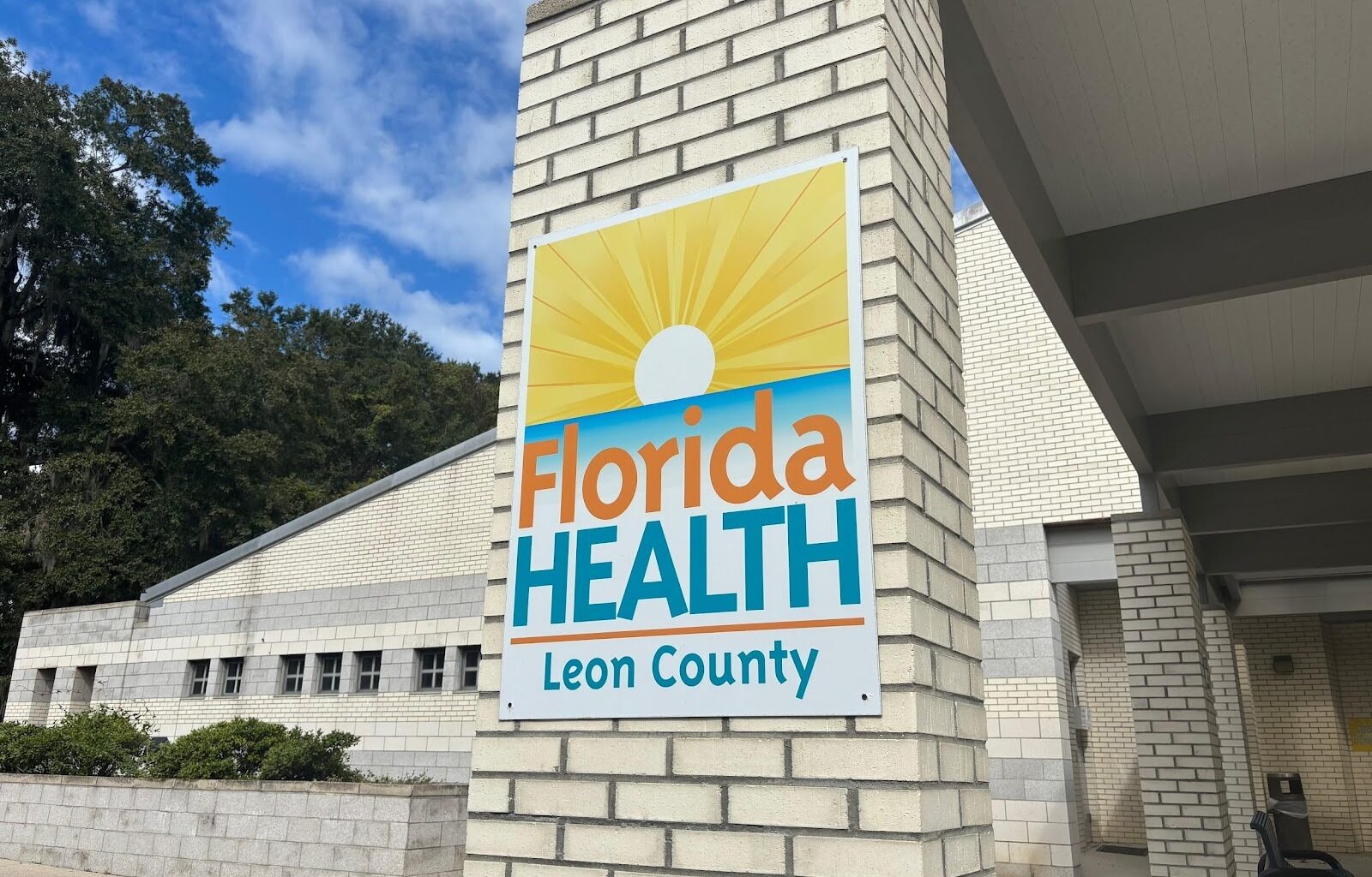 Florida residents voice concerns after the Department of Health lifts blue-green algae alerts at Lake Jackson – The FAMUAN