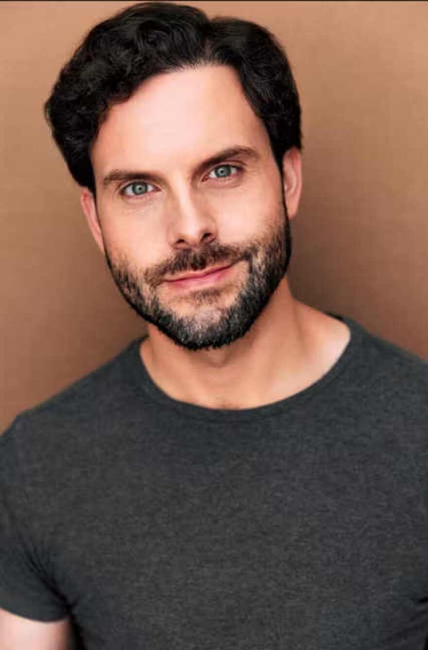 Peter Kendall makes his Florida Studio Theatre Debut as Matt/William.