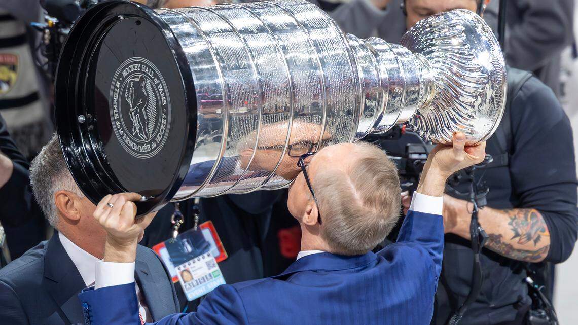 Florida Panthers honor Paul Maurice after 2,000 games coached