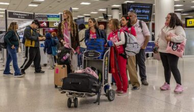 Activists questioned at Miami airport after Cuba trip