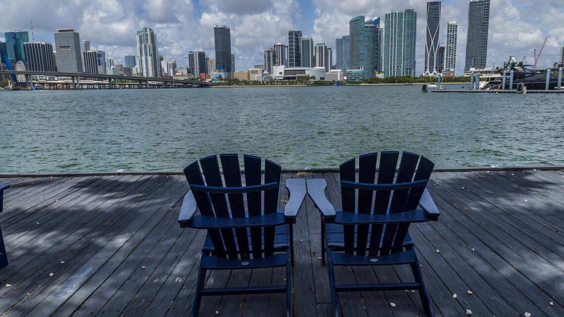 Miami-Dade home sales rise for a sixth straight month
