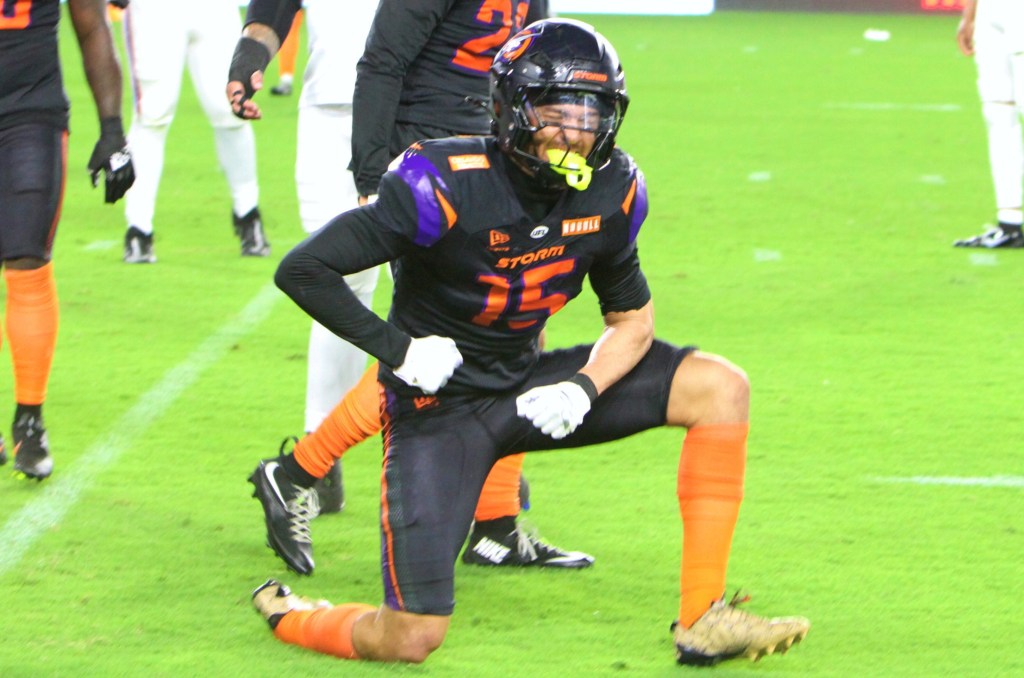 Columbus Aviators vs. Orlando Storm – Orlando Sentinel