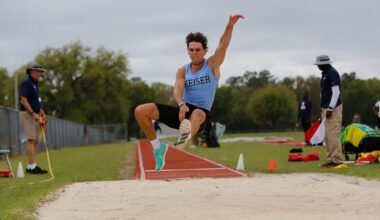 Songo Sets School Record in 1,500m to Headline Seahawks' Big Day at NSU Shark Invitational