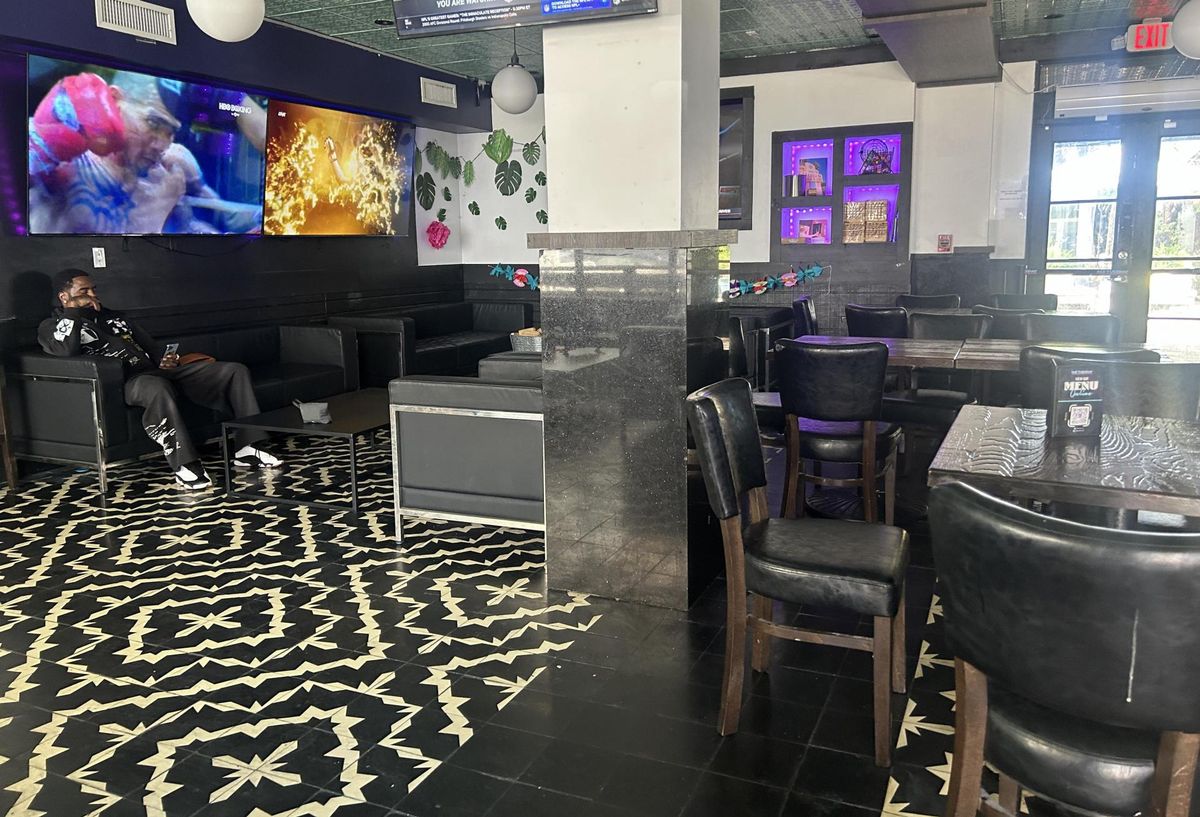 Miami Beach's Spring Break Crackdown Leaves Bars Half-Empty, But Retailers Optimistic