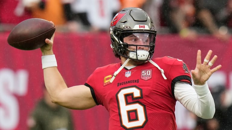 Tampa Bay Buccaneers quarterback Baker Mayfield (6) warms up before...