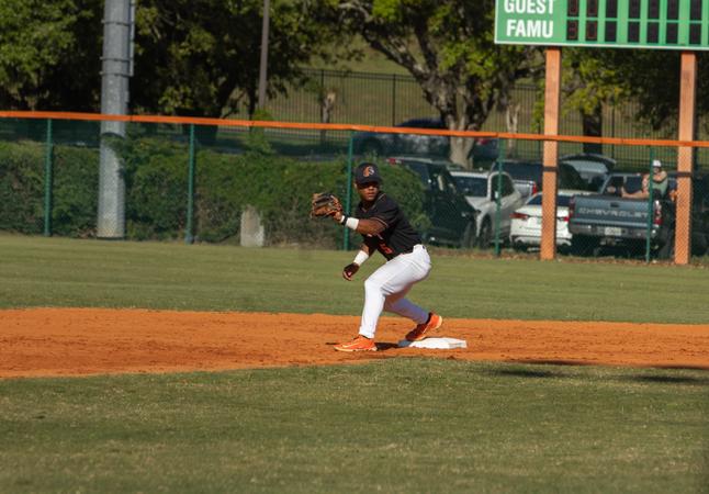 Rattlers Top Hornets in Series Finale and Sweep Hornets