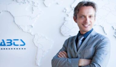 Boat found after fatal hit-and-run in Biscayne Bay