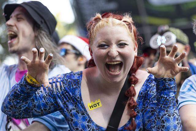 Sireyn Anderson, from Michigan, reacts as Bou performs during Ultra Music Festival’s 26th anniversary at Bayfront Park on Saturday, March 28, 2026, in downtown Miami, Fla.