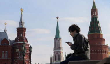 Moscow and St Petersburg internet blackouts raise fears of Kremlin surveillance