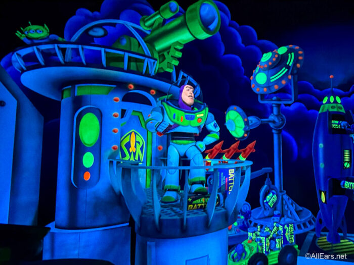 5 Things We Learned Riding the NEW Buzz Lightyear's Space Ranger Spin for the FIRST Time in Disney World