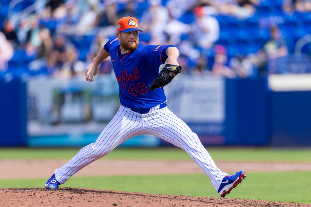 New York Mets pitcher Craig Kimbrel (46) throws in the fourth inning against the Washington Nationals during Spring Training Clover Field, Saturday, Feb. 28, 2026, in Port St. Lucie