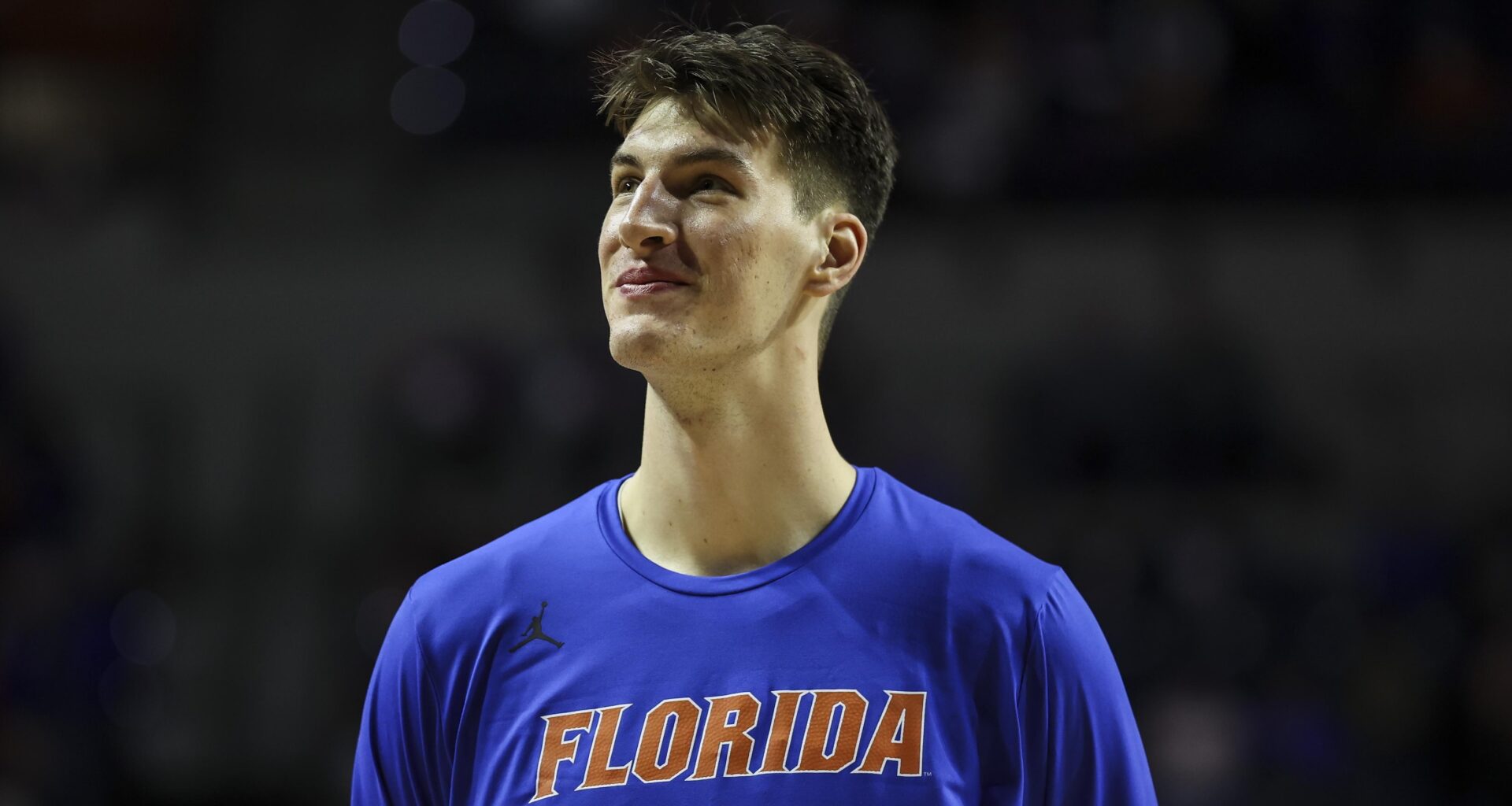 Watch 7'9" Olivier Rioux Score for Florida, Set Record as Tallest Player in NCAA Tournament History
