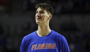 Watch 7'9" Olivier Rioux Score for Florida, Set Record as Tallest Player in NCAA Tournament History