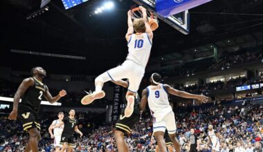 Florida preps for late-night NCAA Tournament opener in Tampa