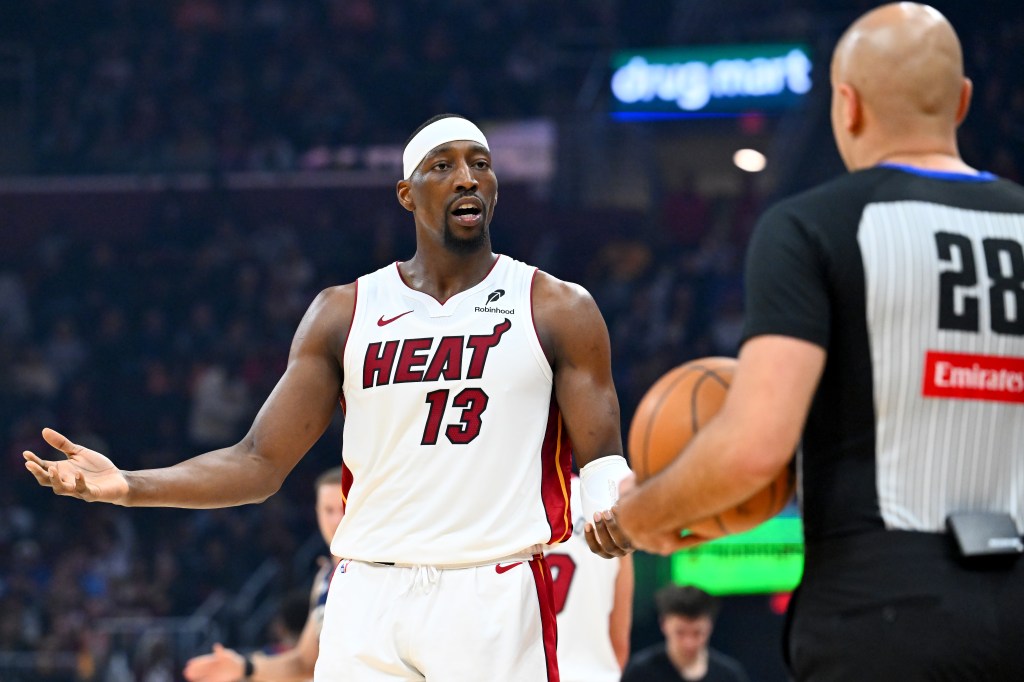 Cleveland Cavaliers get even vs. Miami Heat in blowout win