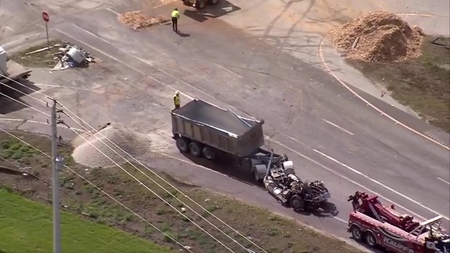 Driver airlifted after tractor-trailer crash in NW Miami-Dade; NB Okeechobee Road back open near 170th St. - WSVN 7News | Miami News, Weather, Sports