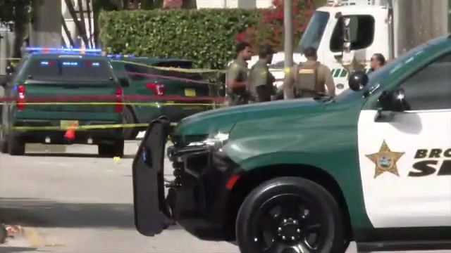 Man armed with machete dead after deputy-involved shooting in Oakland Park - WSVN 7News | Miami News, Weather, Sports