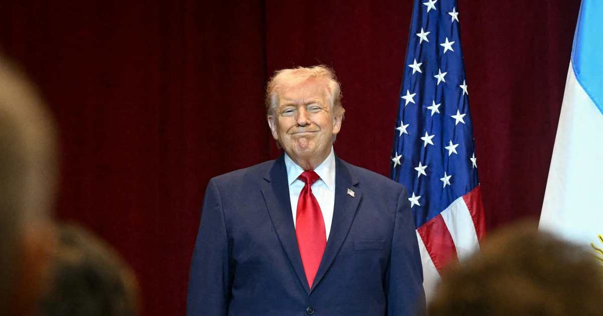 Trump hosts House Republicans in Miami