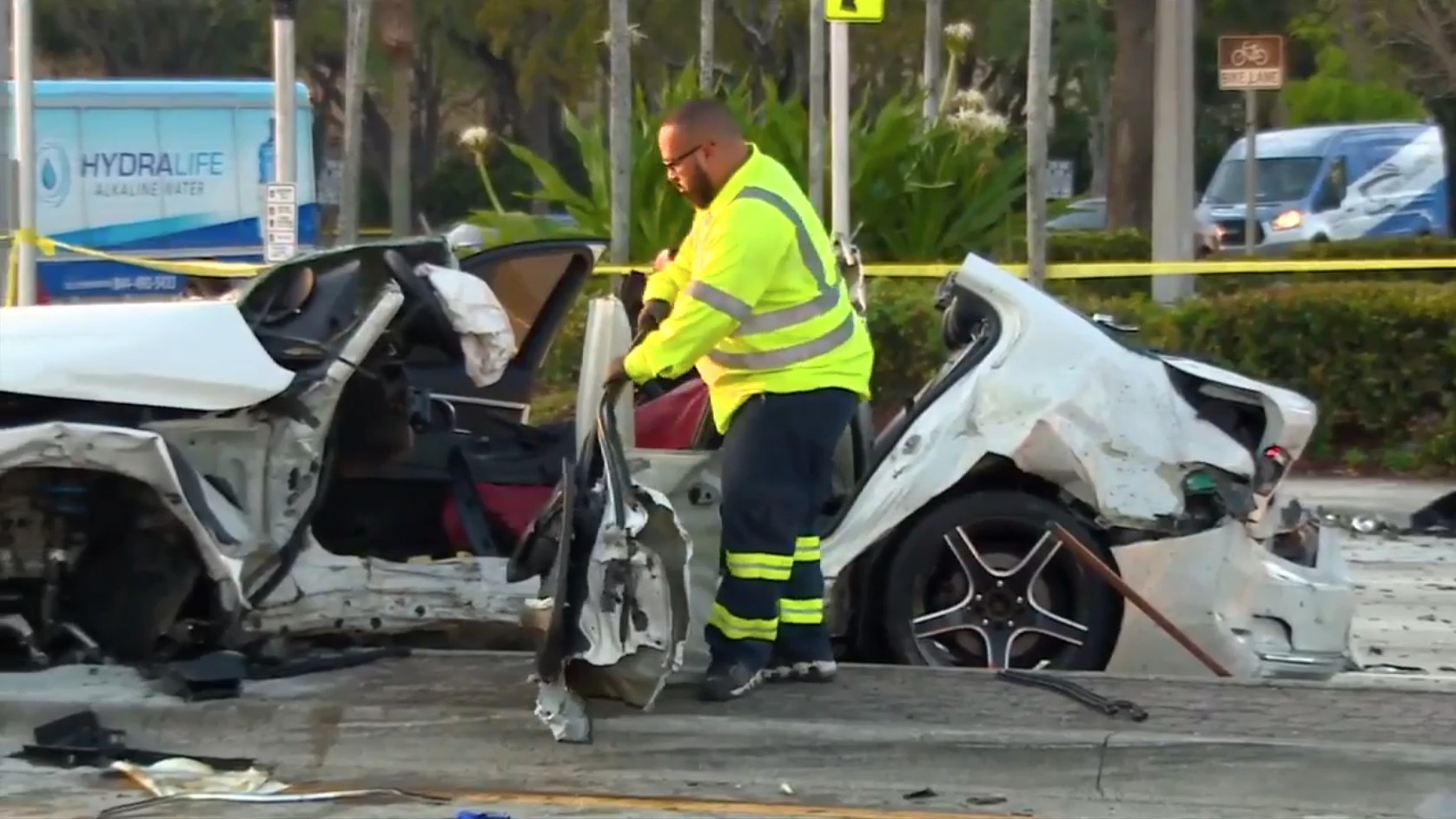 3 hospitalized after overnight crash involving FLFR truck that closed Broward Blvd. for hours - WSVN 7News | Miami News, Weather, Sports