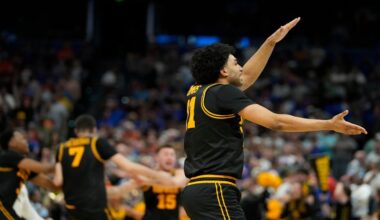 Iowa guard Kael Combs celebrates during the second half in the second round of the NCAA college basketball tournament Sunday, March 22, 2026, in Tampa, Fla. (AP Photo/Chris O'Meara)