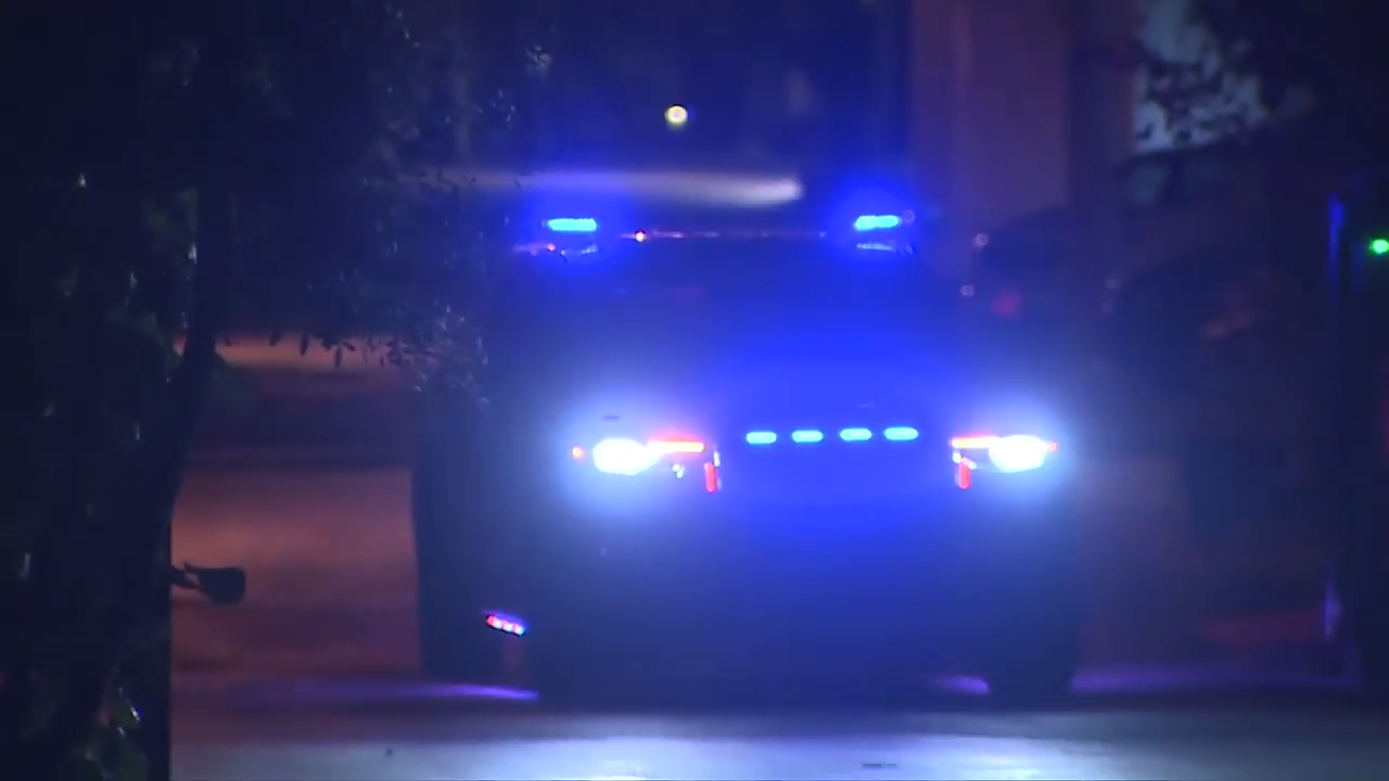 Authorities confirm 1 dead after stolen van crashes into Fort Lauderdale marina; suspected driver identified - WSVN 7News | Miami News, Weather, Sports