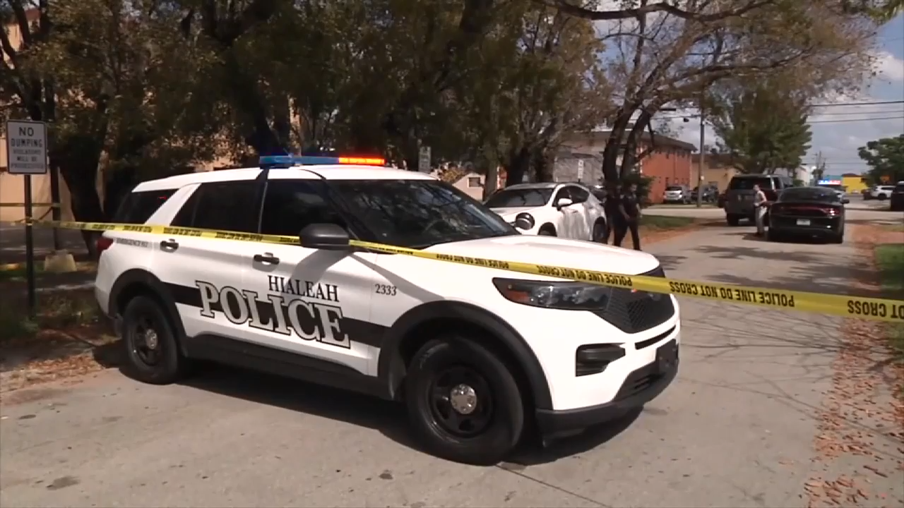 Witnesses speak out on shooting that left 1 dead in Hialeah; police investigating - WSVN 7News | Miami News, Weather, Sports