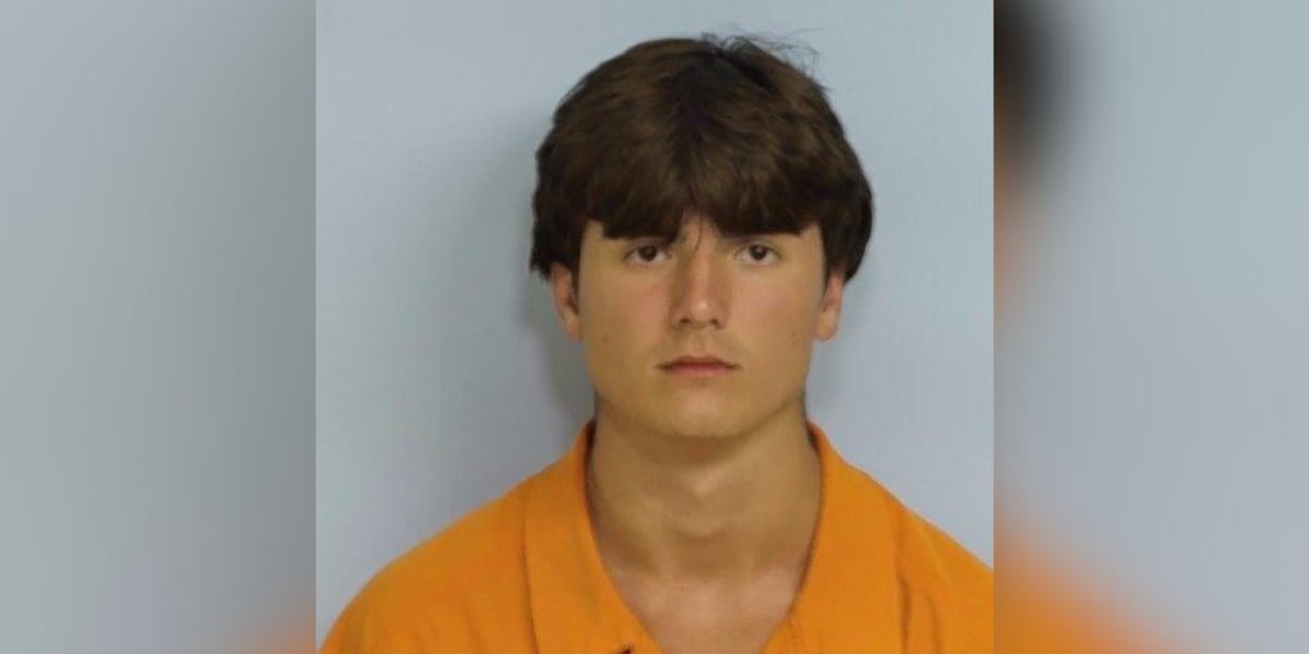 LSU student arrested after throwing bottles from balcony at Florida spring break rental