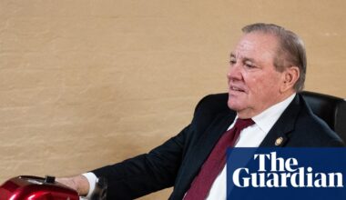 Trump discloses Florida Republican’s ‘terminal’ diagnosis in meandering talk | Donald Trump