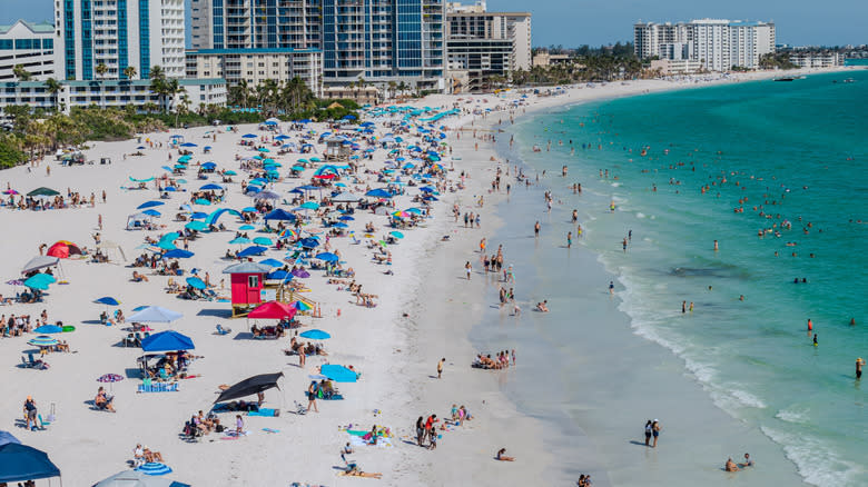 A crowded Sarasota Beach