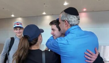 Americans in Israel, including Miami Beach mayor’s son, arrive at MIA as Iran conflict rages on – NBC 6 South Florida