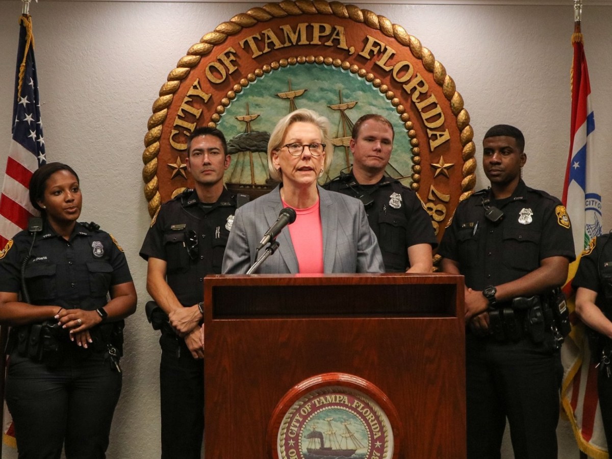 DeSantis Administration threatens to remove Tampa mayor from office over alleged ‘sanctuary’ policies at TPD