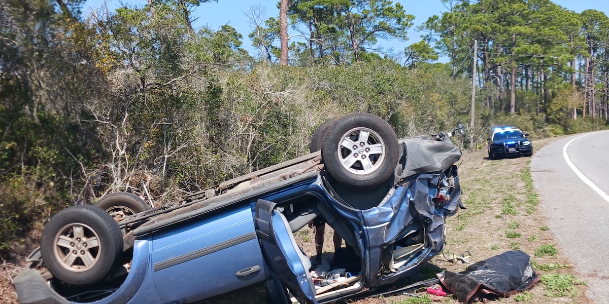 Carrabelle teen unharmed after vehicle overturns on U.S. Highway 98 in Franklin County