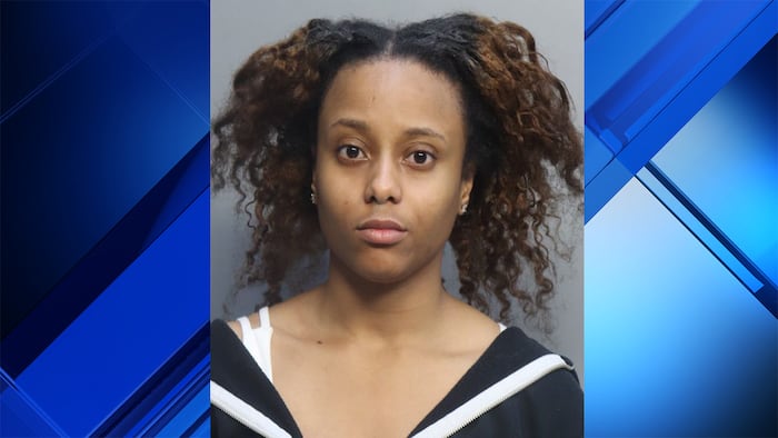 Woman accused of leaving toddler inside car while she worked out at Sweetwater gym