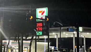 Gas prices surge overnight, hit $4 a gallon in Orlando
