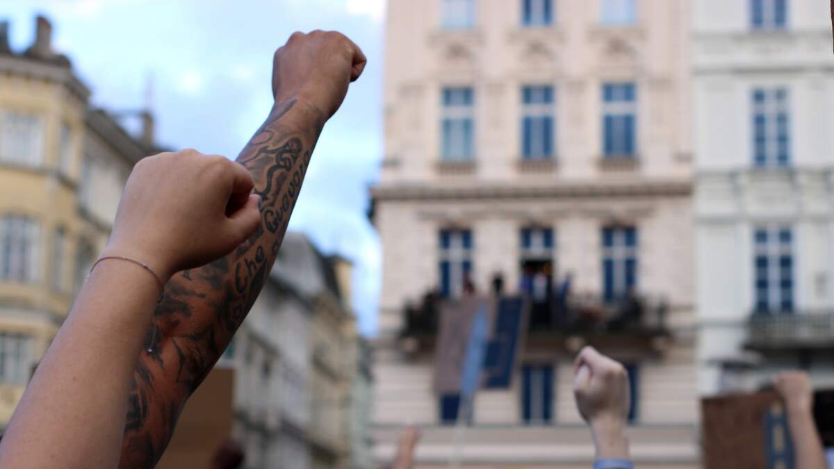 St. Petersburg Protest Held Over US Strikes On Iran | NewsRadio WFLA