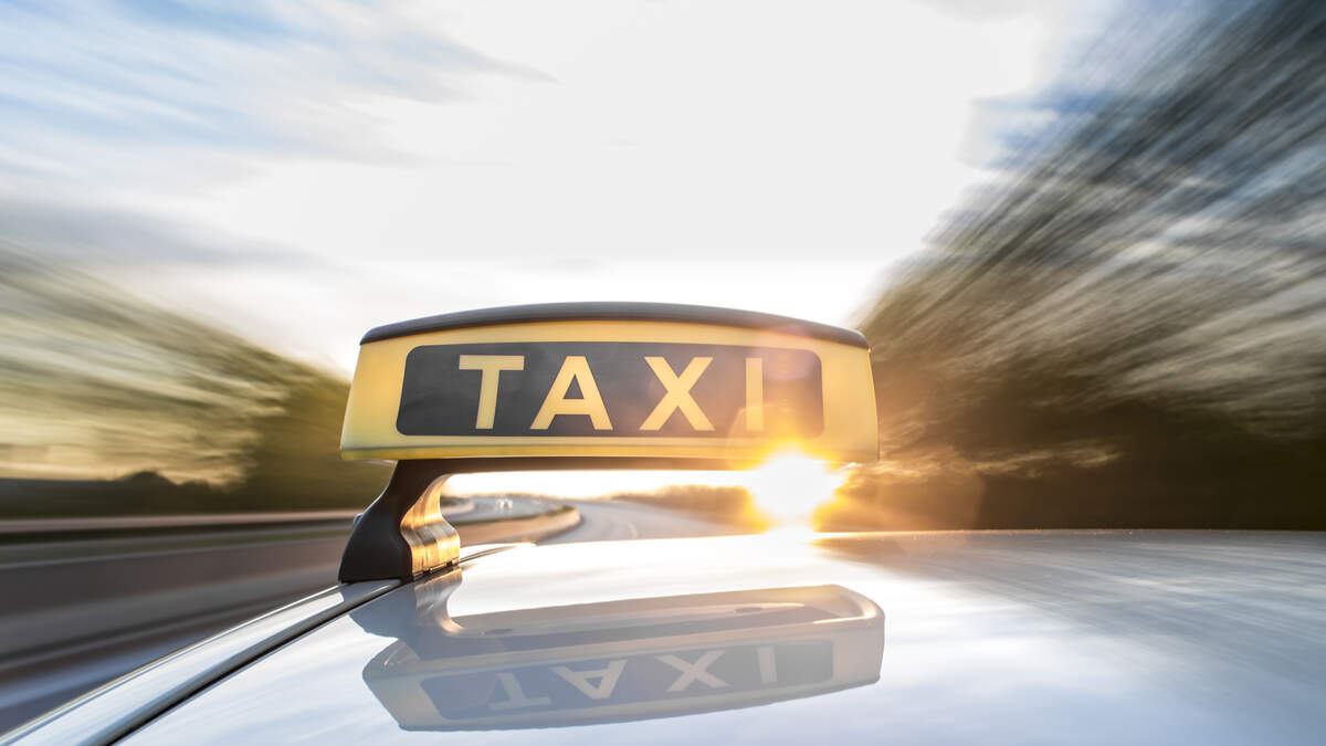 Flying Taxi Tests Approved For Tampa And St. Petersburg | NewsRadio WIOD