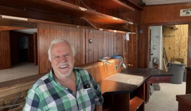 Mucky Duck Restaurant on Captiva reopens following damage from Hurricane Milton |