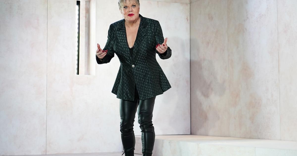 Eddie Izzard to present ‘Hamlet’ at Straz | Diversions