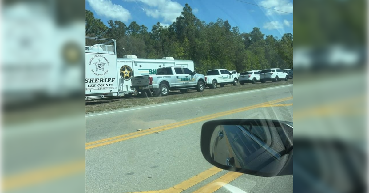 Heavy law enforcement activity on Slater Road in North Fort Myers | Lee County