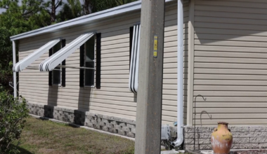 North Fort Myers mobile home residents face financial strain from rent hikes | Lee County